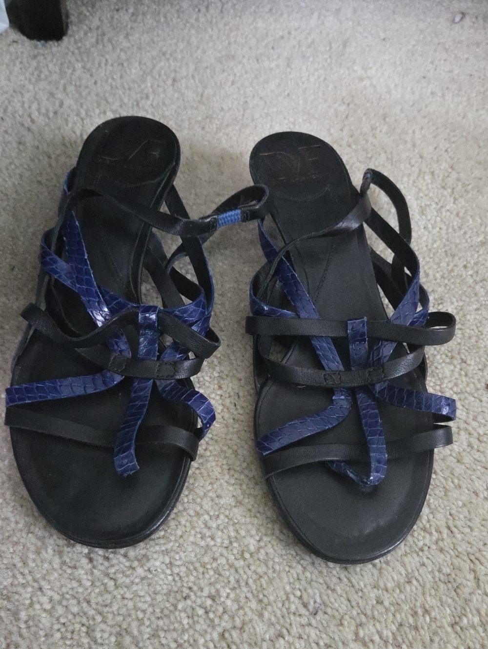 Diane Von Fustenberg Women’s Size 7 LEATHER Black and Blue Strappy Sandals